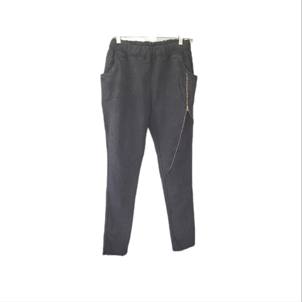 Stretchy Black Skinny Trousers w/Asymmetrical Zipper Design
